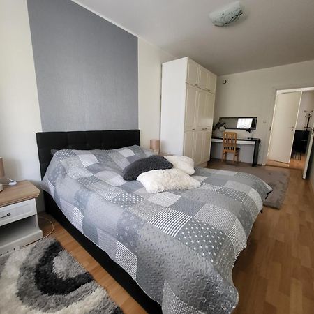 Long Holiday Apartment Kuressaare Eksteriør bilde