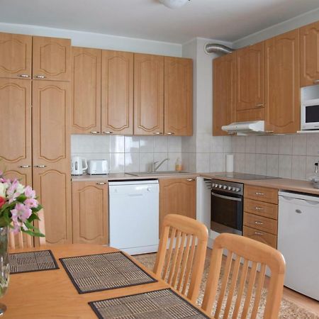 Long Holiday Apartment Kuressaare Eksteriør bilde