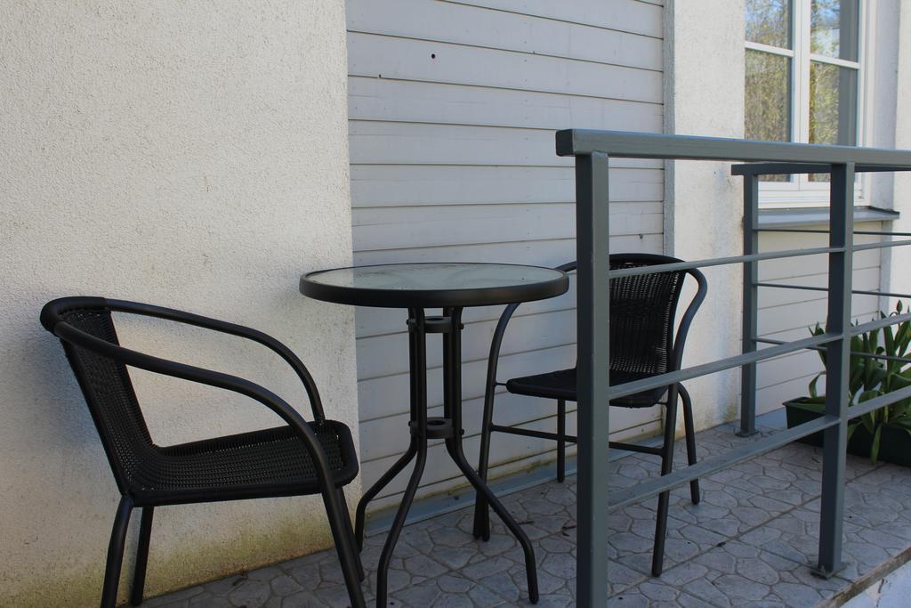 Long Holiday Apartment Kuressaare Eksteriør bilde